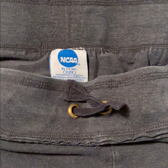 NCAA Razorback Pants - Picture 3 of 3